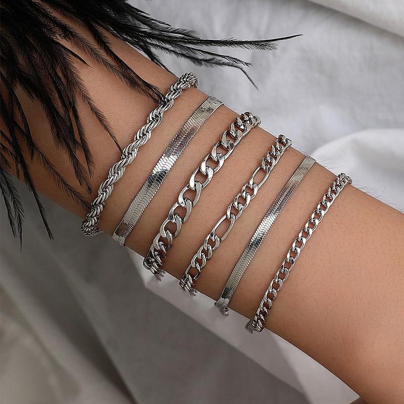 Fashionable Five-Piece Metal Chain Bracelet Set - Personalized European and American Style