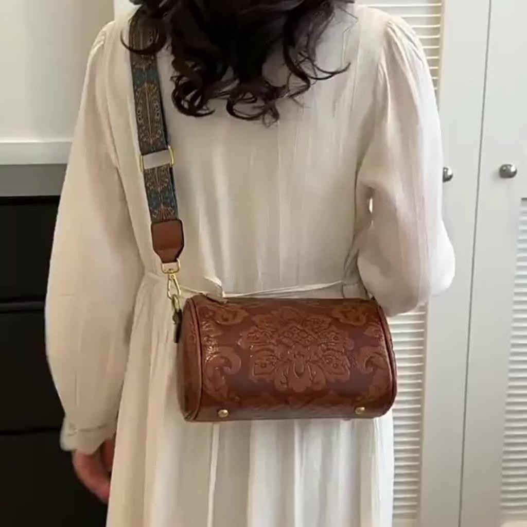 Chic Floral Embossed Crossbody Bag Urban Elegance with Secure Zip Durable Design & Wide Strap for Everyday Style