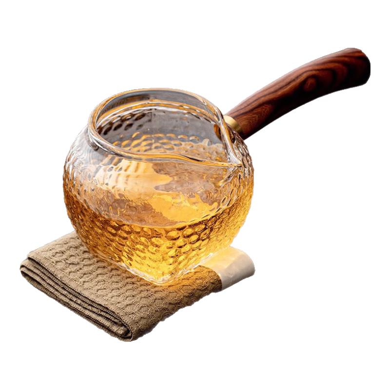Gold Inlaid Jade Glass Fairness Cup for Kung Fu Tea