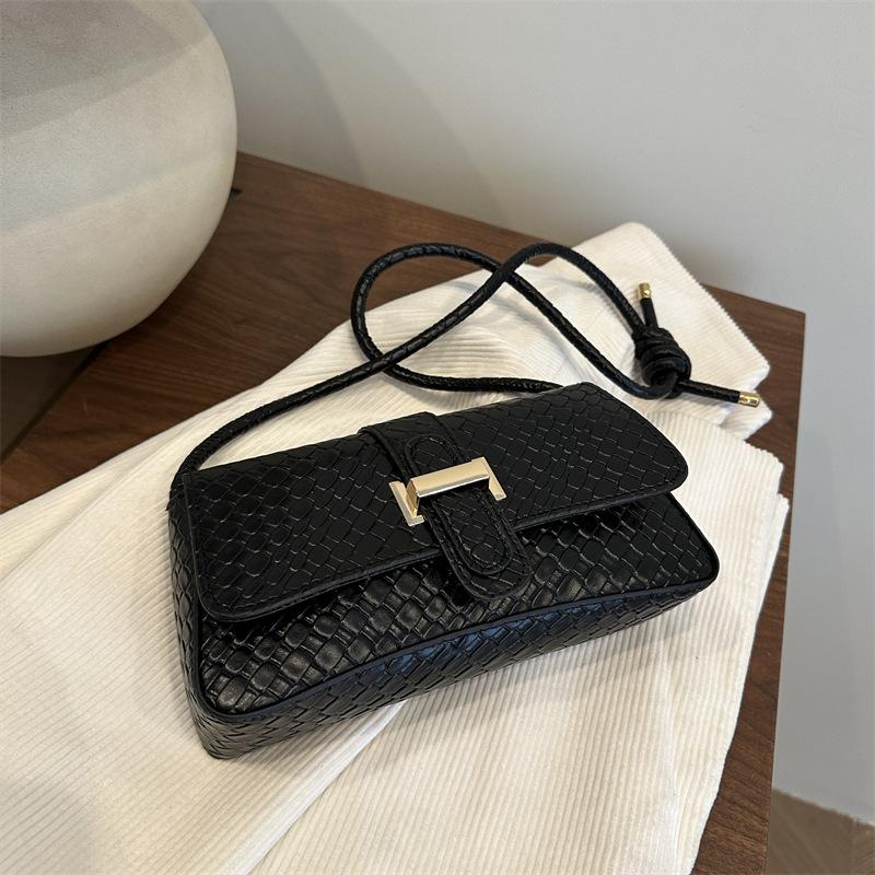Bag shoulder women's bag 2025 summer new stone pattern simple foreign style handbag solid color personalized small square bag