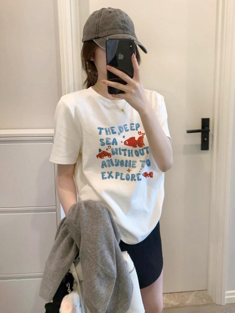 

Women s Summer White Goldfish Print Korean Style T-Shirt - Loose Fit, Round Neck, Short Sleeve 4XL