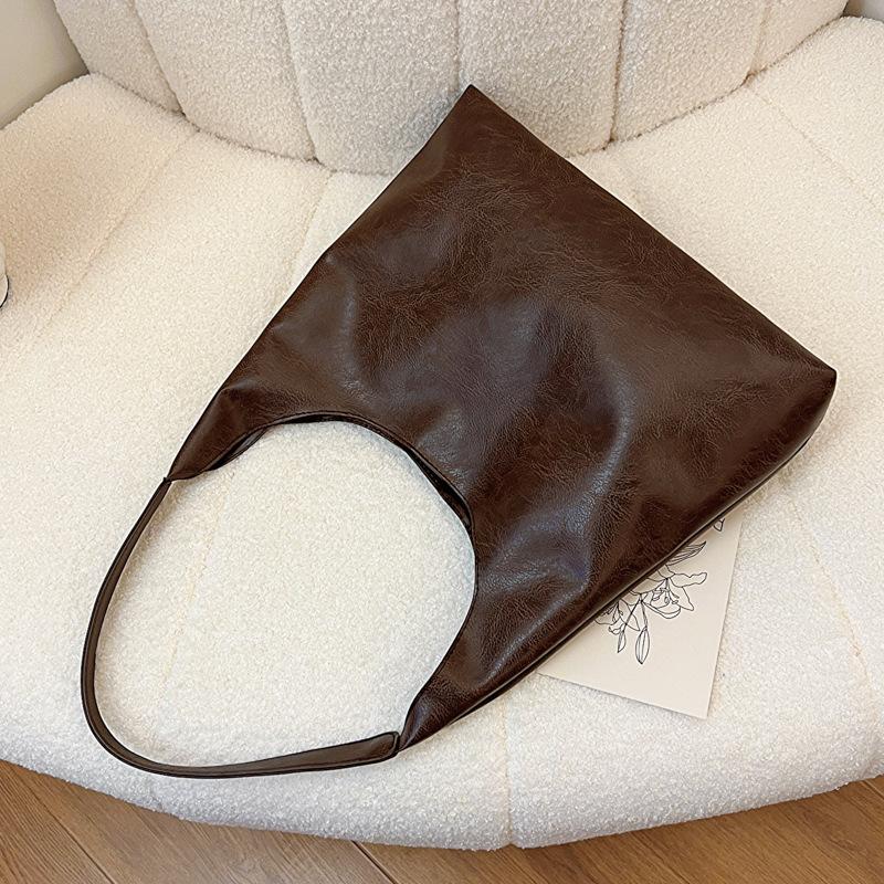 

Stylish and simple large-capacity tote bag women s 2025 new Korean version trendy personalized ins commuter shoulder bag