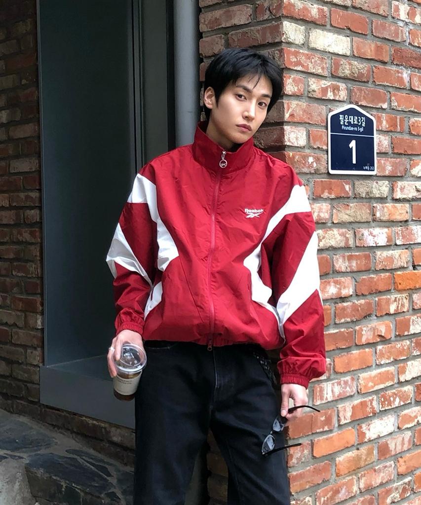 Reebok New Dna Windbreaker - Red