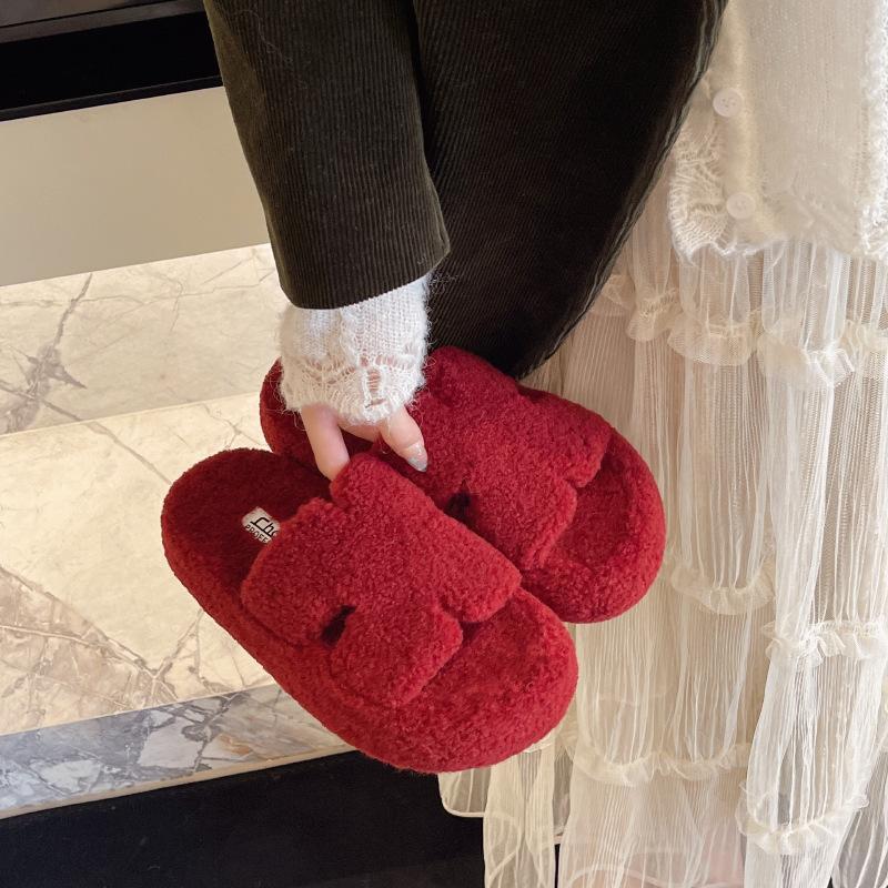 Nisje flate fluffy tøfler for kvinner 2025 ny høst og vinter allsidige internett-kjendiser firkantet tå H-formet avslappet late hår-slep