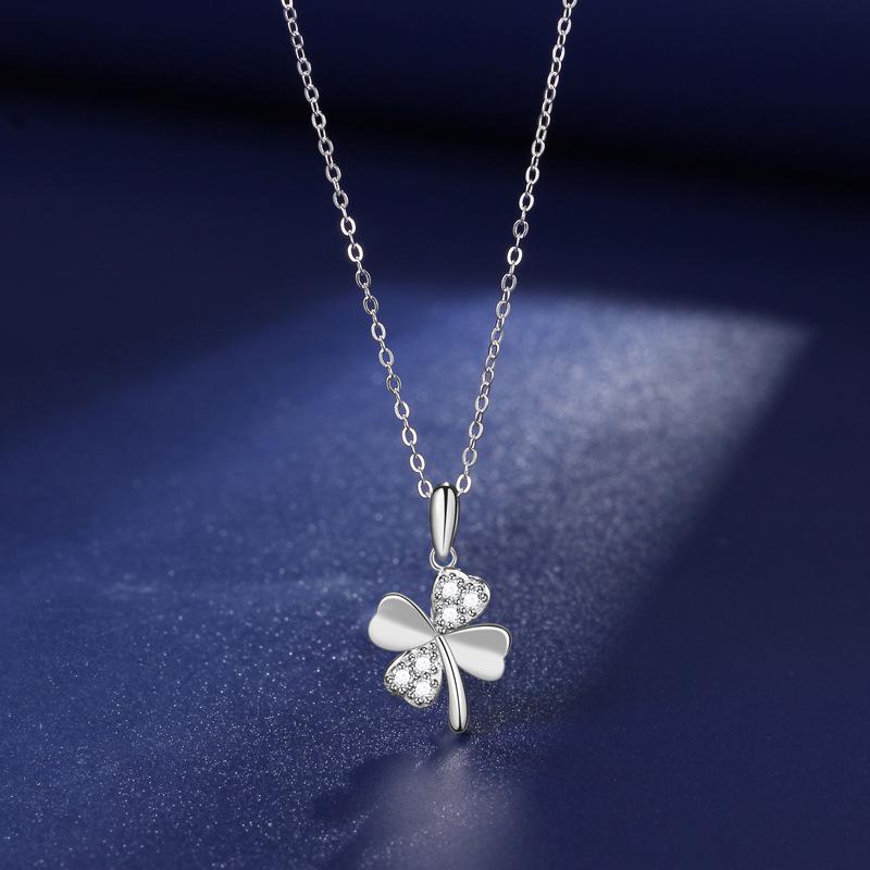 Women s Luxury Four-Leaf Clover s925 Sterling Silver Pendant Necklace with Clavicle Chain 925 Sterling Silver белого золота