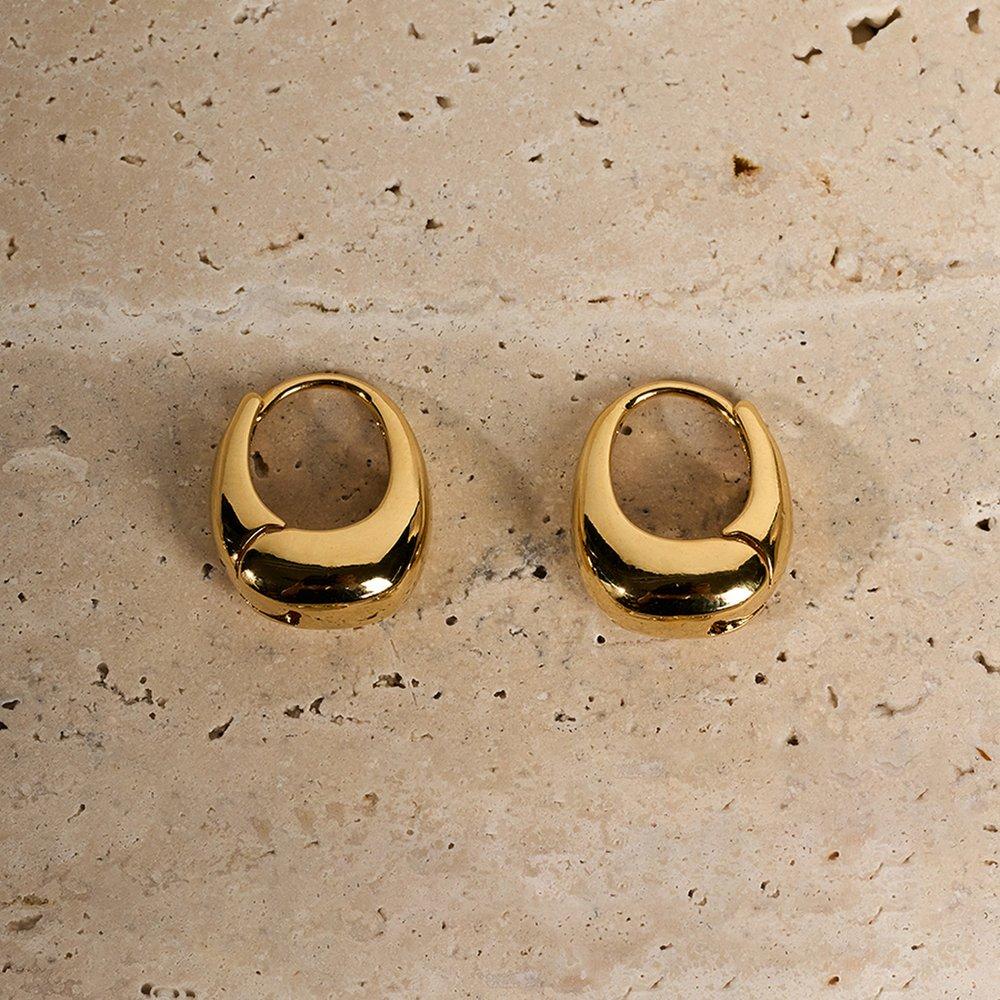 [Worn by Kim Go-eun, Lee Da-hee, Twice Jihyo, Monica, Lee Hyun-yi, Jang Do-yeon, and Lee Seol] Sensual One-Touch Earring