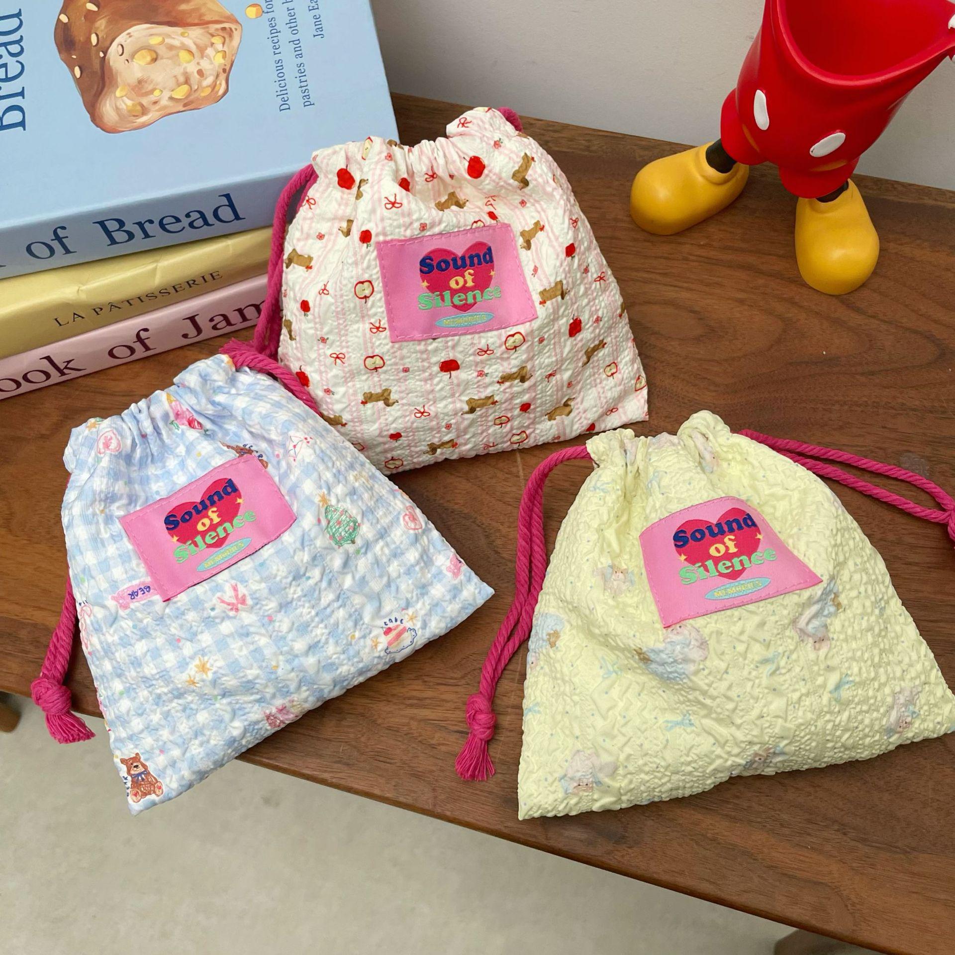 

Girly Niche Cute Foam Storage Drawstring Bag for Lipstick