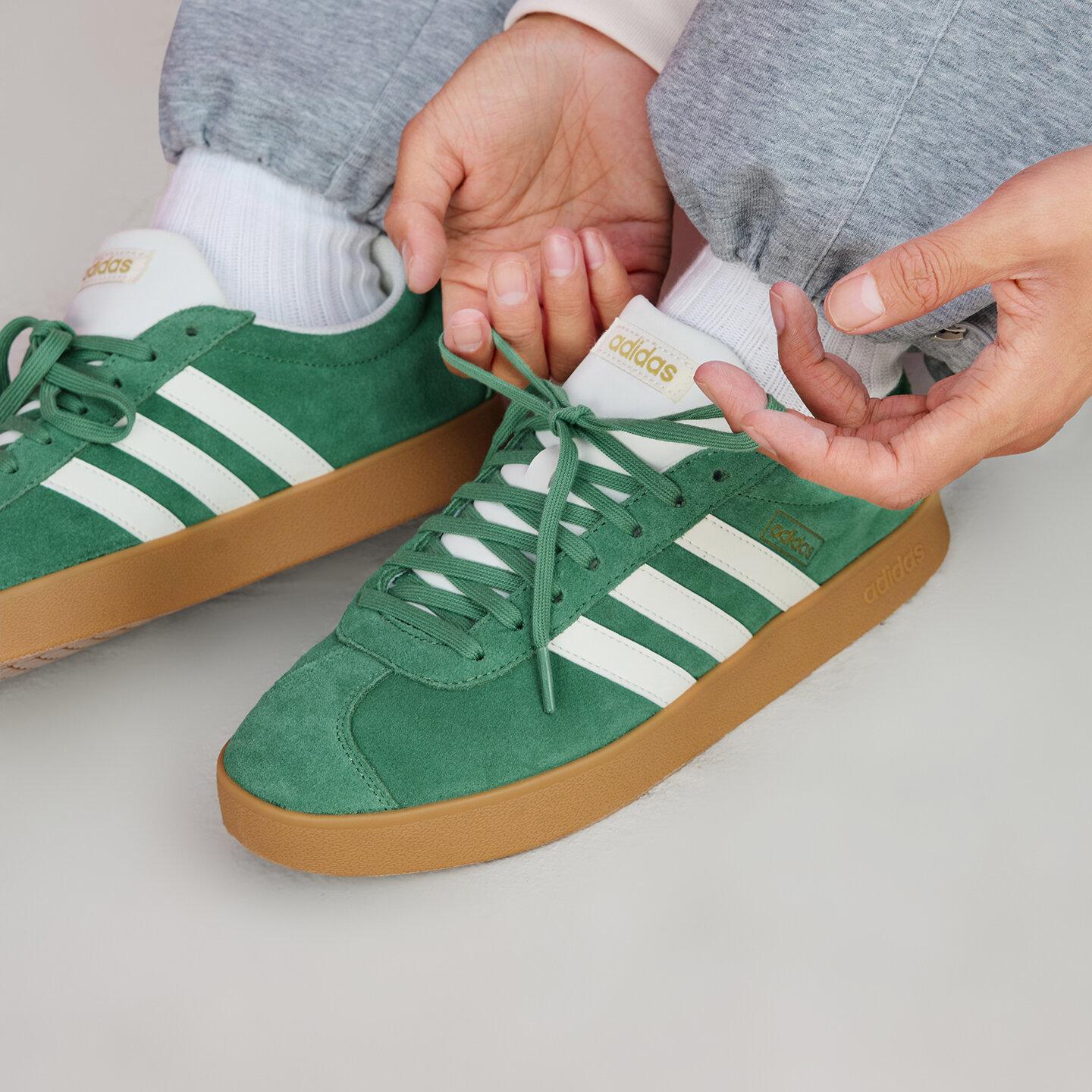 

adidas VL Court 2.0 Preloved Green 38