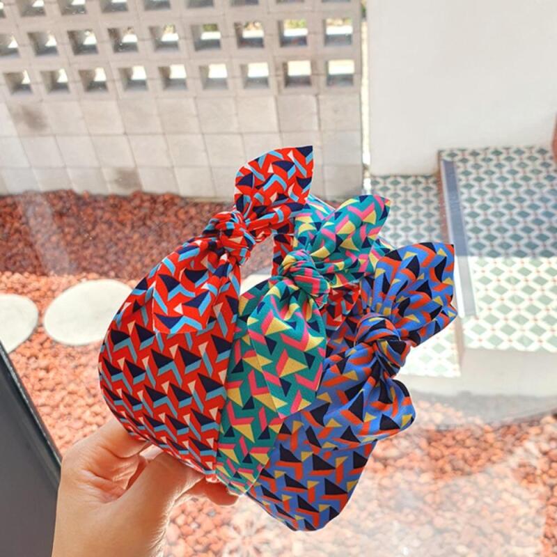 

Dralnen Knot Color Square Hairband Vivid Blue