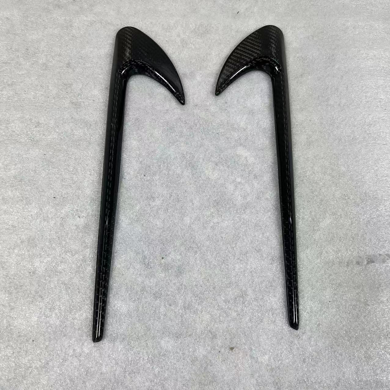 

Декоративные элементы-бумеранги на крылья Mercedes-Benz E-Class W213 (Модели 2016-2024 годов)