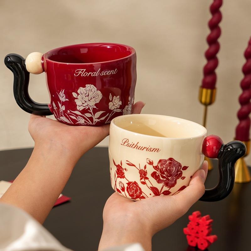 Blumenpaar Tasse Geschenkbox Montagebeutel Chinesischer Stil Kaffeetasse Paar Keramiktasse mit Hand Geschenk Wasserbecher