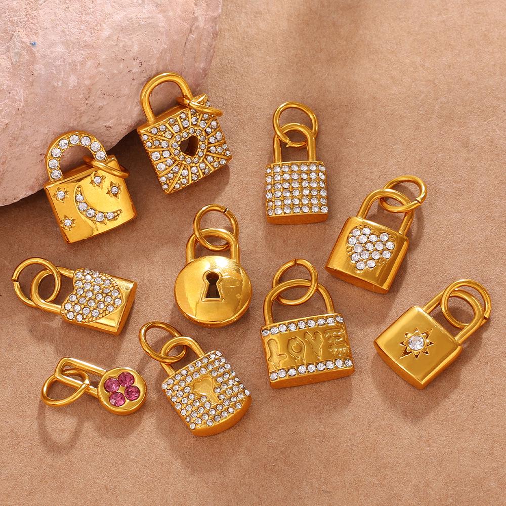 Retro Rhinestone Lock Pendant - Heart & Star Charm for Women