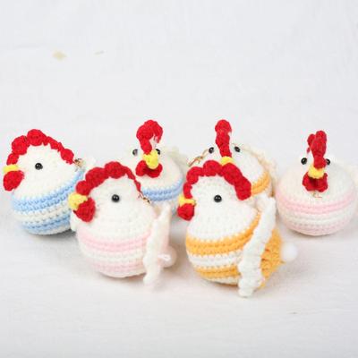 Handmade Woolen Chicken Keychain Pendant – Cute Ornament
