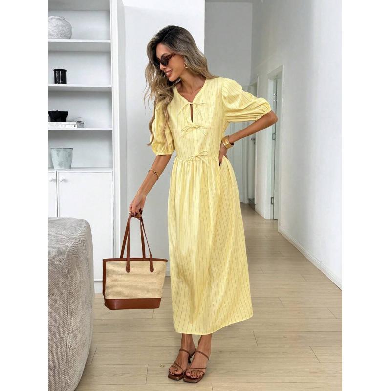 Europe, America 2026 summer new plaid lace-up pleated casual lace-up bubble sleeve dress women S
