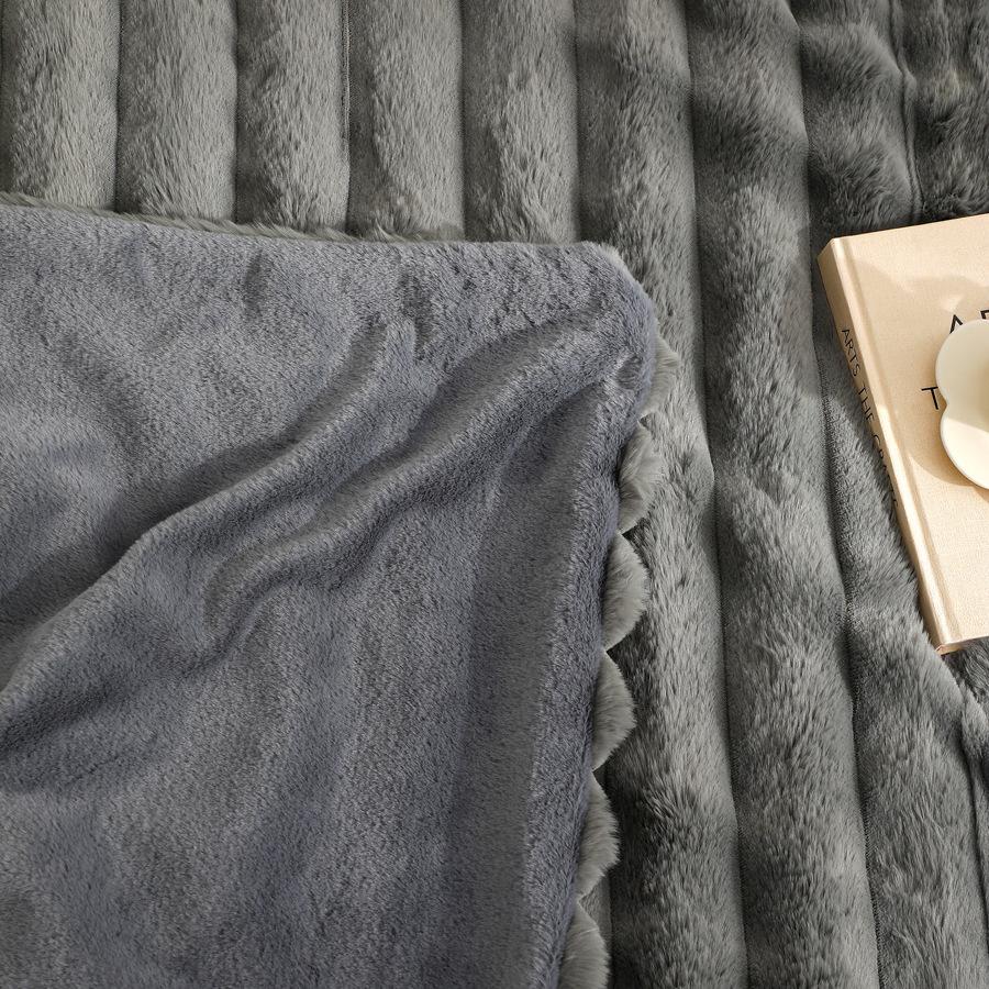 Soft Flannel Throw Blanket Lightweight Warm Bed Blanket For Bedroom Couch