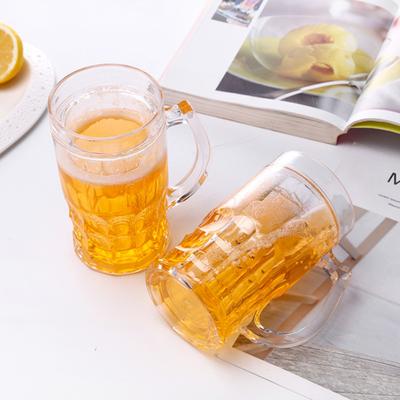 Falsche Biergläser 400ml Doppelschichtig Lustige Biertasse Ornament Streich-Design Plastik Falsche Doppel-Bierkrüge mit Henkeln