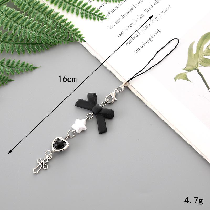 Creative Pearl Bow Pendant Keychain: Exquisite Gift Accessory for Bag or Phone Case