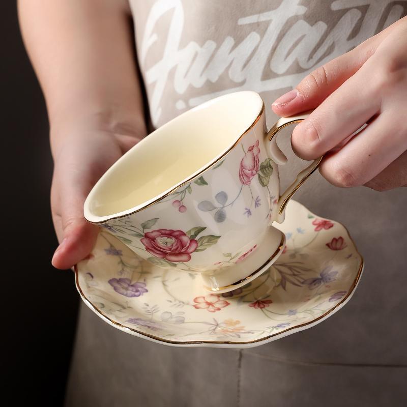 European Pastoral Style Ceramic Mugs Light Luxury Coffee Cups Vintage Golden Edged Milk Cup Breakfast Mug Kitchen Drinkware