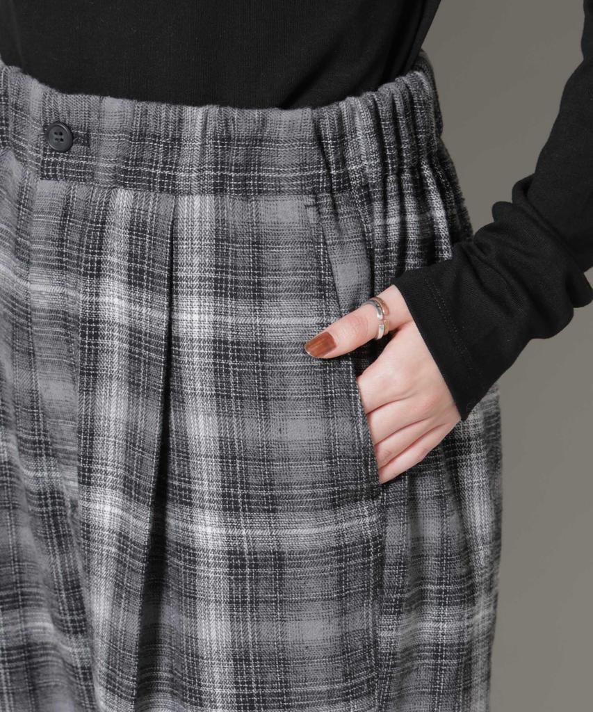 Nano Universe Ombre Check Tuck Pants be paired with other F 010 Black Women's (Can items) 673-5227320