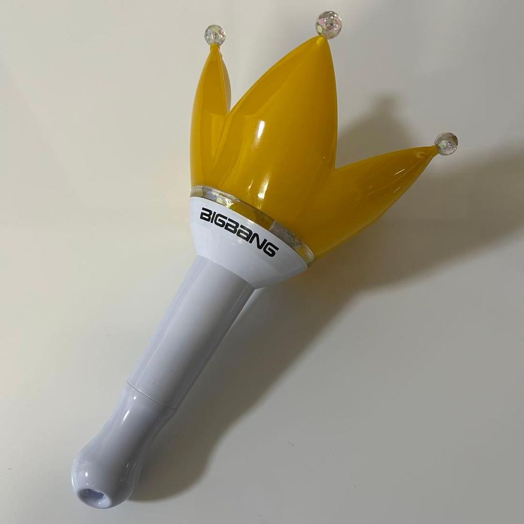 [USED] YG Official BIGBANG Crown-Shaped G-DRAGON Light Stick with Battery Case