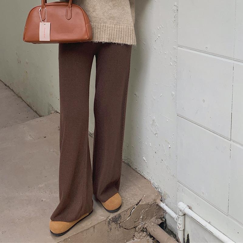 

Высококачественные повседневные трикотажные брюки из жареного теста для женщин, осень-зима, новые модные широкие брюки длиной до пола one size темно-коричневого