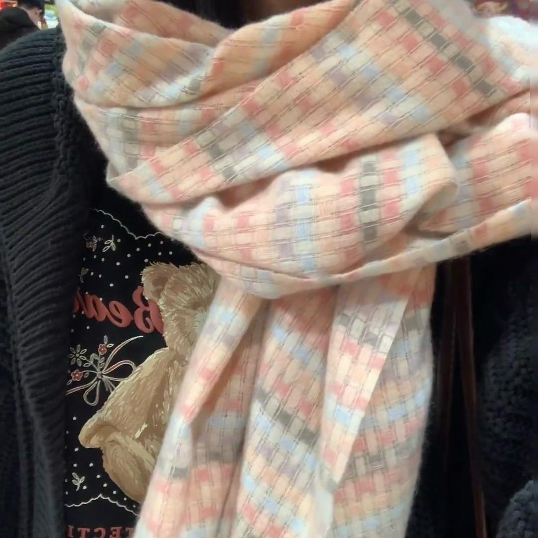 

Розовый шарф женский зимний клетчатый с бахромой атмосферный платок тонкий верхний теплый универсальный приятный к коже шарф 65*200cm