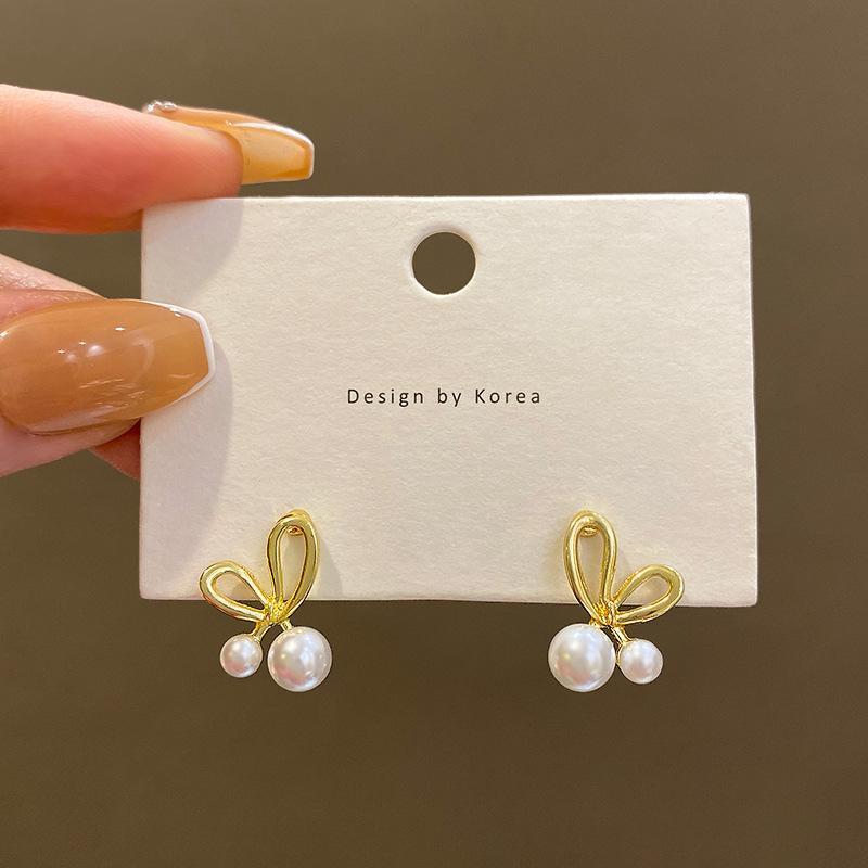 

Gold and Silver Color Contrast Fashion Animal Balloon Dog Drop Earrings for Women Children Girls Punk Jewelry