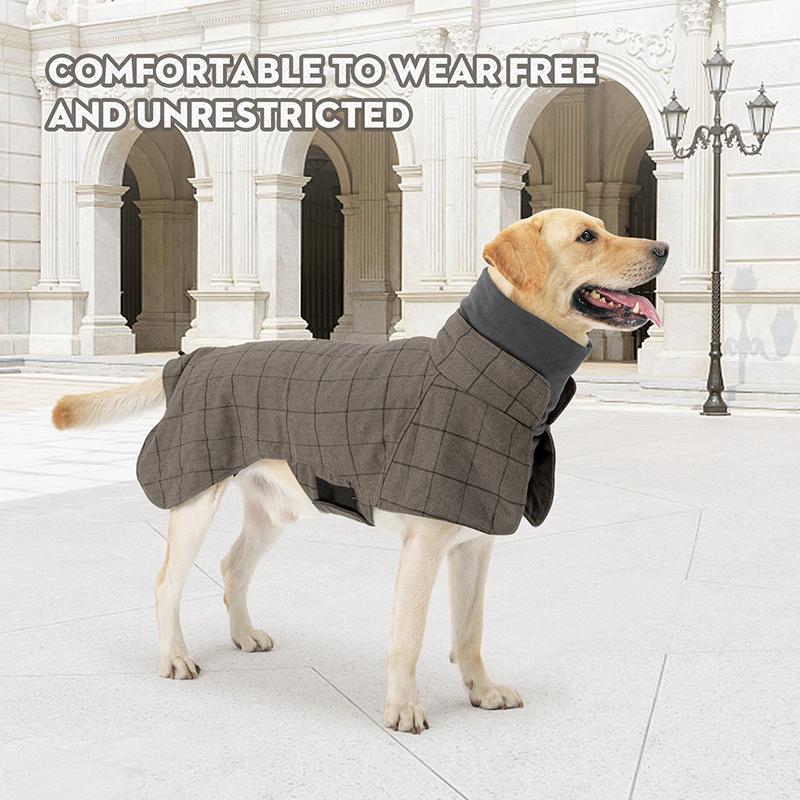 Thickened British Style Luxury Designer Dog Clothes High-neck Fashionable Plaid Dog Jacket with Leash Hook Large Dogs Dresses