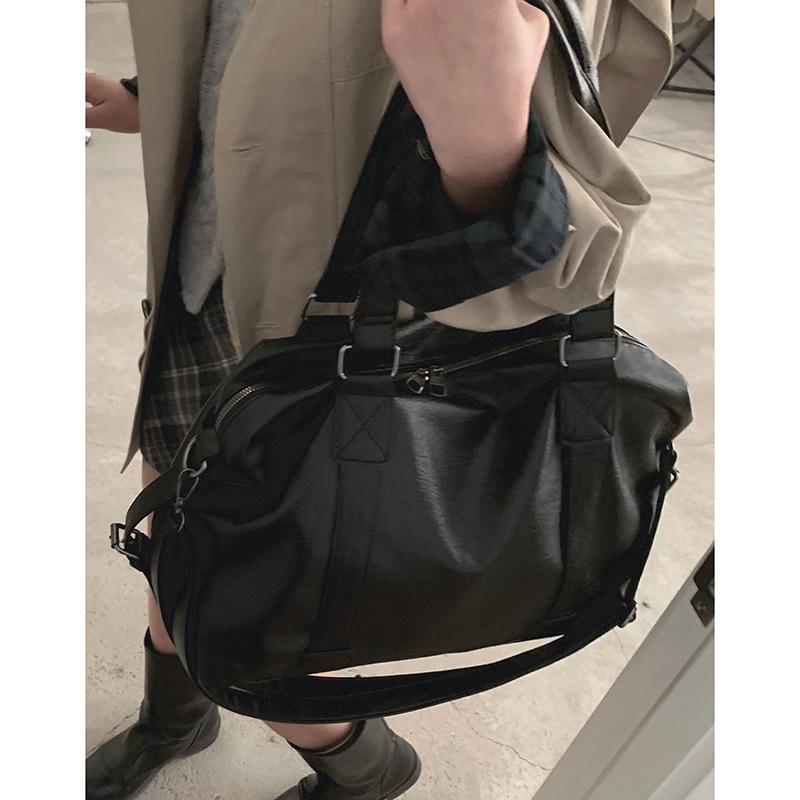 Retro Tote Bag Large Capacity Handbag 2025 New Simple Pillow Bag Crossbody Travel Bag Leisure Travel
