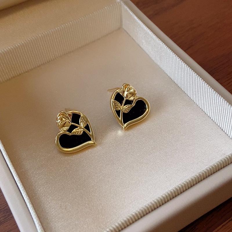 Korean Elegant Pearl Zirconia Flower Stud Earrings