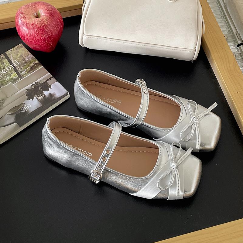 

Silver ballet style square head light mouth flat sole shoes women s 2025 new summer skirt retro Mary Jane shoes 40 серебряный