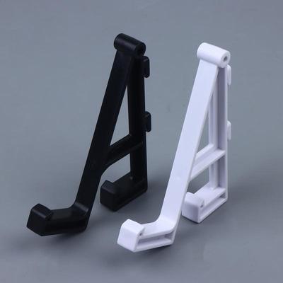 Spojovací materiál a háčky – Háčky