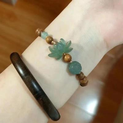 Zen Lotus Beaded Bracelet: Chinese Style Prayer Beads for Women