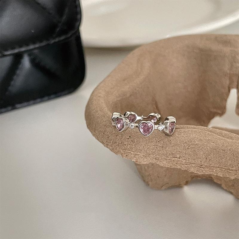 Womens Pink Fashionable Heart Shaped Zircon Ring With Geometric Style For Occasion Every