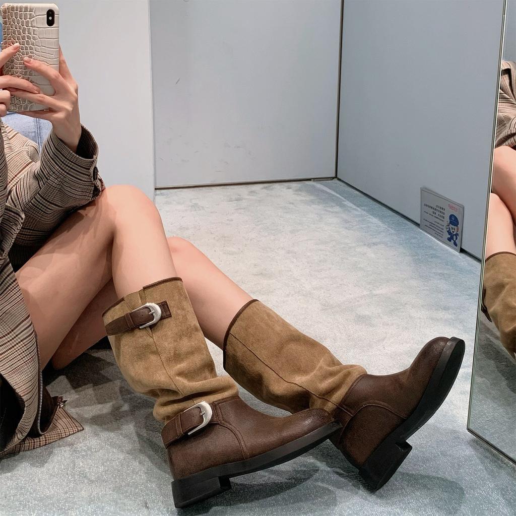 Rindslederversion~ Kontrastfarbene Gürtelschnalle Stiefel Damen Retro Wildleder Spleiß Ritterstiefel Maillard schlanke Stacking-Stiefel