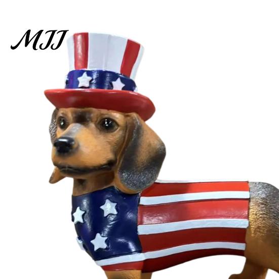 Dachshund Lover Gift Independence Day Desktop Ornament, Resin Statue with Stars American Flag Dog And Stripes, Patriotic Sculpture for Home