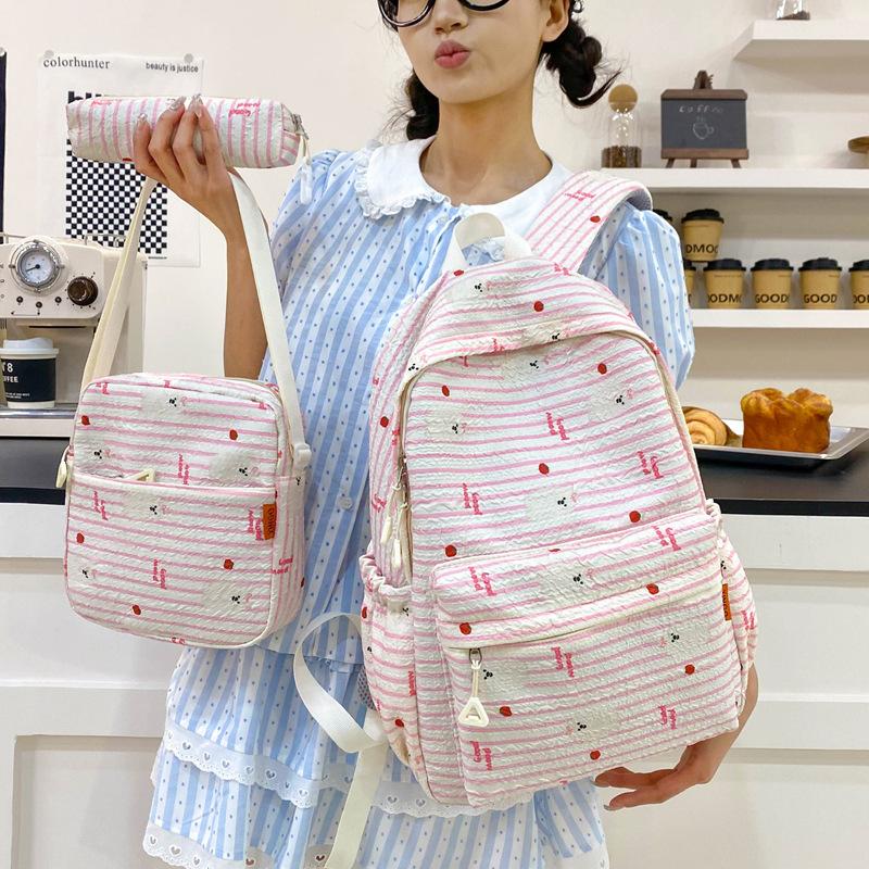 Backpack In Summer Fresh and Large Capacity Backpack Lightweight Forest Versatile Commuting School Bag