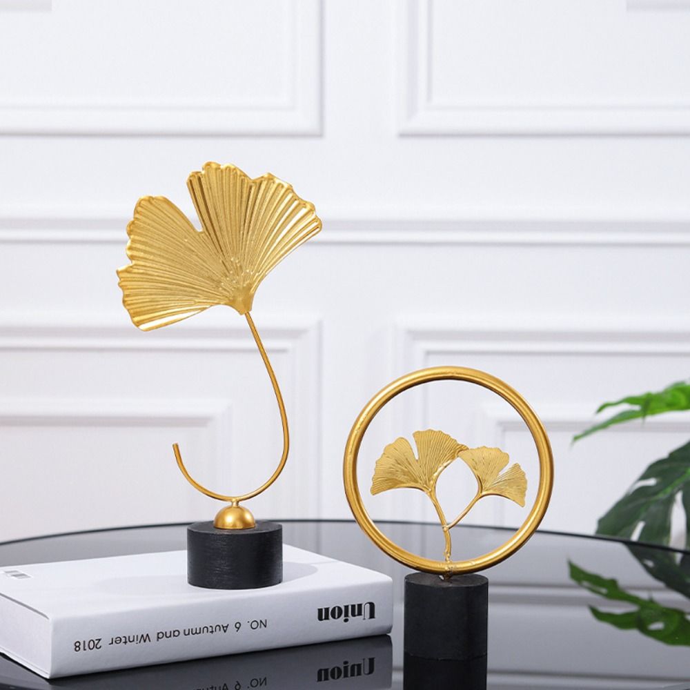 Base TV Cabinet Ornaments Ginkgo Leaf Ornaments Iron Arts Crafts Leaves Sculpture Desktop Ornaments