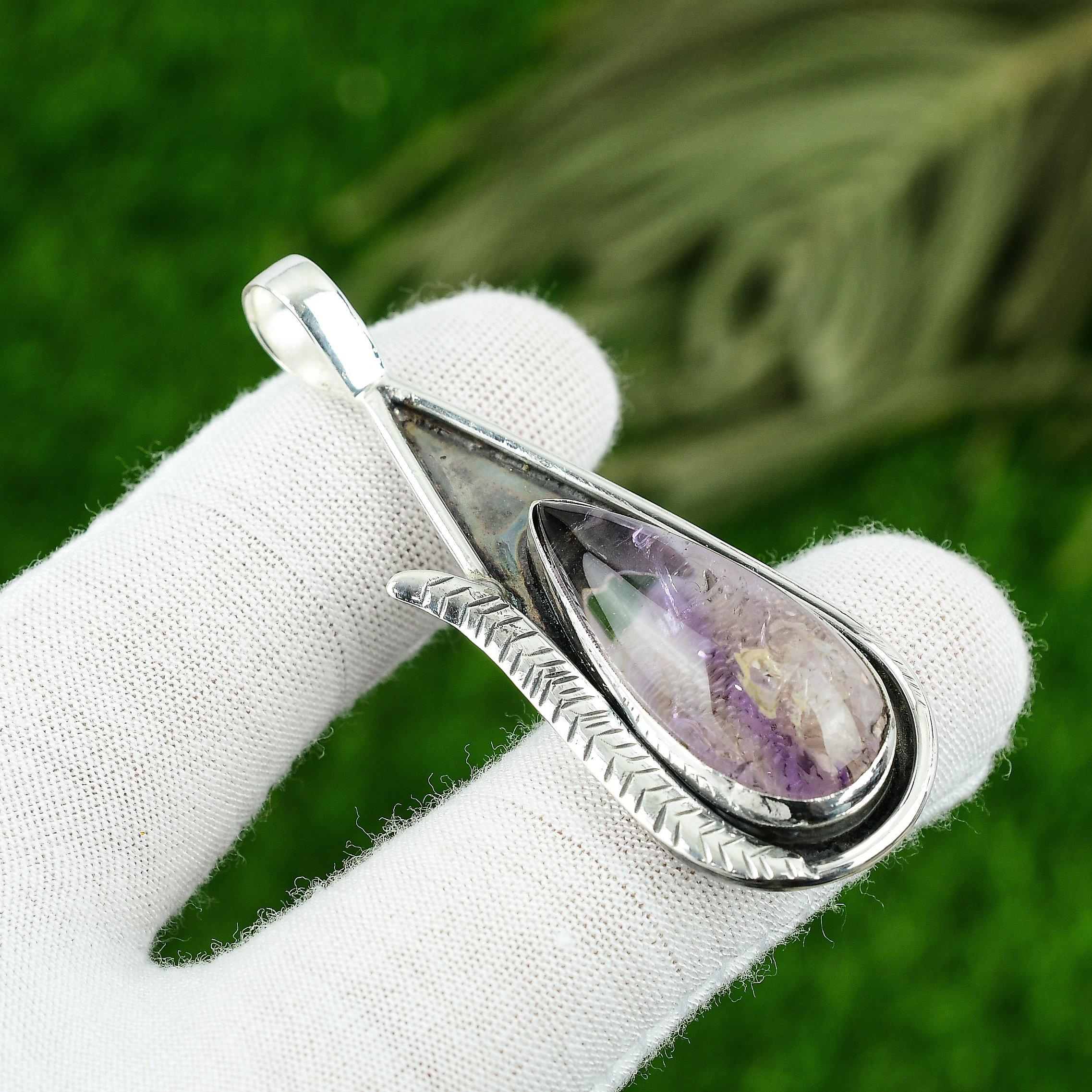 

925 Silver Natural Star Amethyst Bezel Daughter Artisan Unique Elegant Pendant