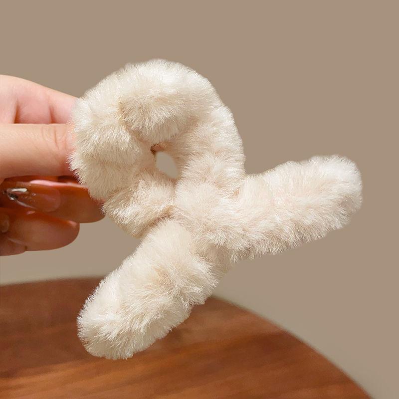 Large Plush Hair Clip: Autumn/Winter Volumizing Shark Clip for Women