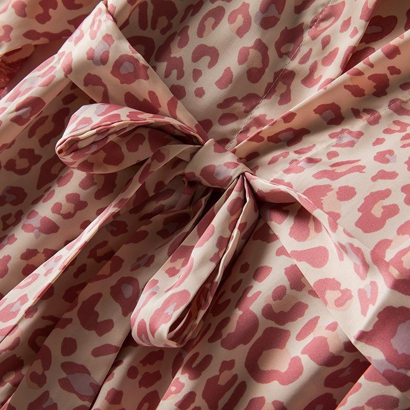 Sommer neue sexy Nachthemd rosa Leopardenmuster Nachthemd dünne Pyjamas Eis Seide Damen Loungewear kann draußen getragen werden