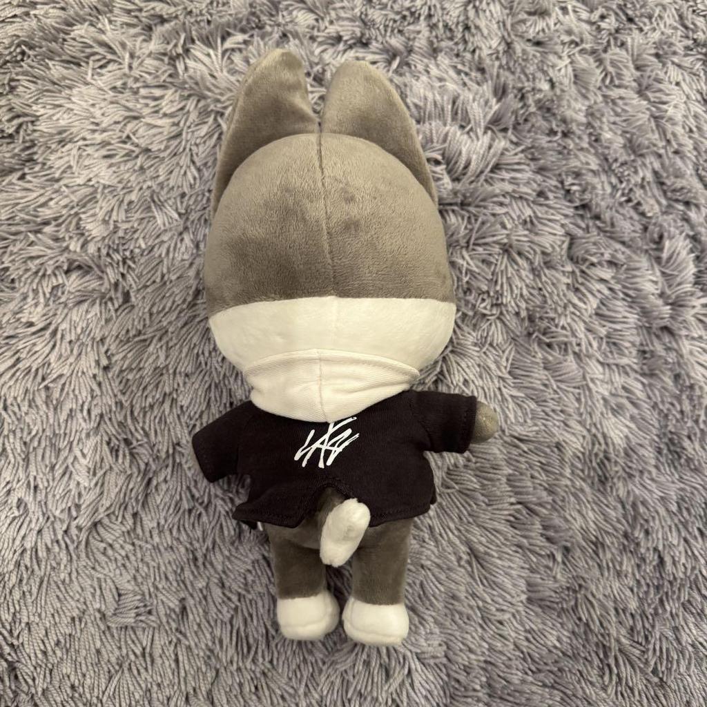 [USED] Straykids Official Wolfchan Original Plush Toy