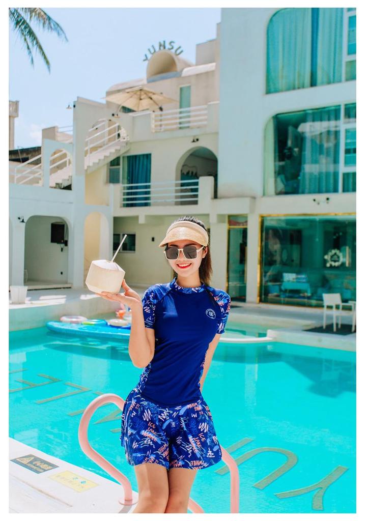 Women's Short-Sleeve Two-Piece Swimsuit: Slimming, Tummy-Covering; Ideal for Swimming, Hot Springs, Beach, or Surfing.