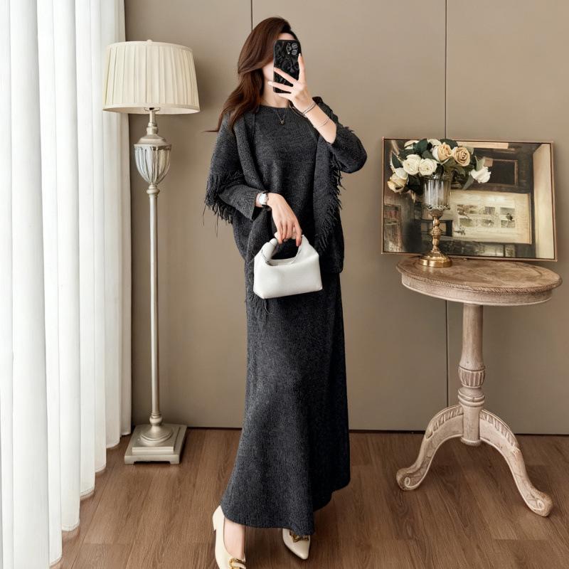 Women's Autumn/Winter High-End Knit Set: Tassel Shawl, Sweater & Skirt.