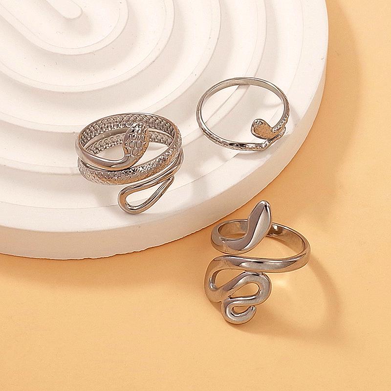 Versatile High-End Snake-Shaped Stainless Steel Finger Ring