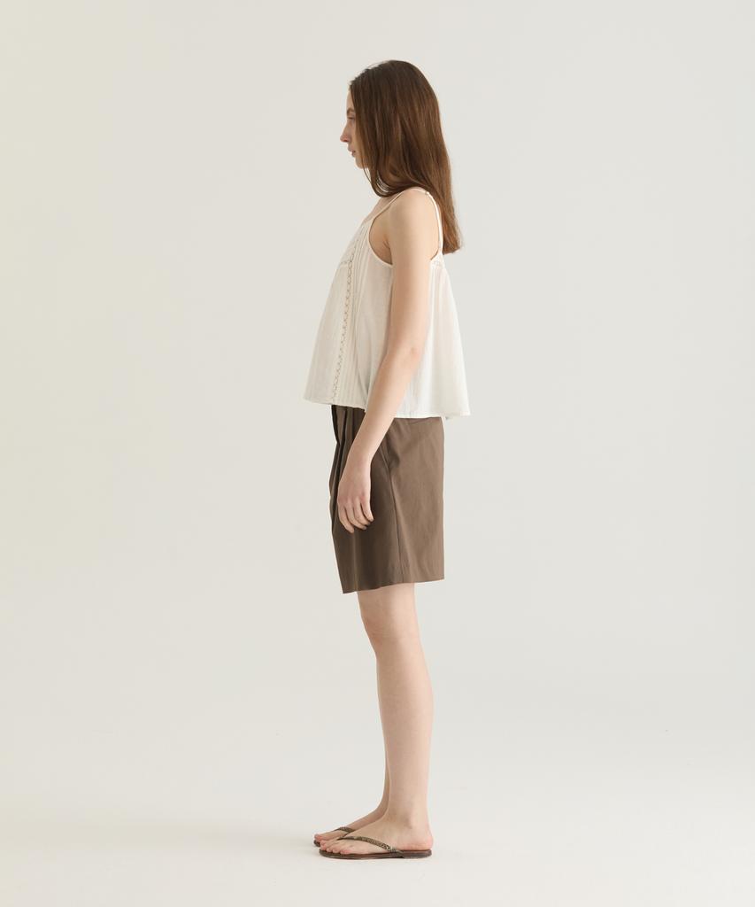 Oteumilkape Pintuck Lace Sleeveless Top - Ivory