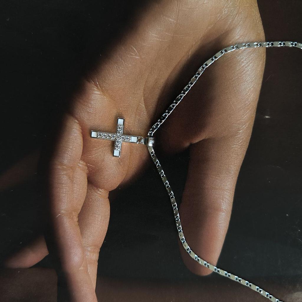 Silbernes Kreuz mit Zirkonia, Emaille (2192961)