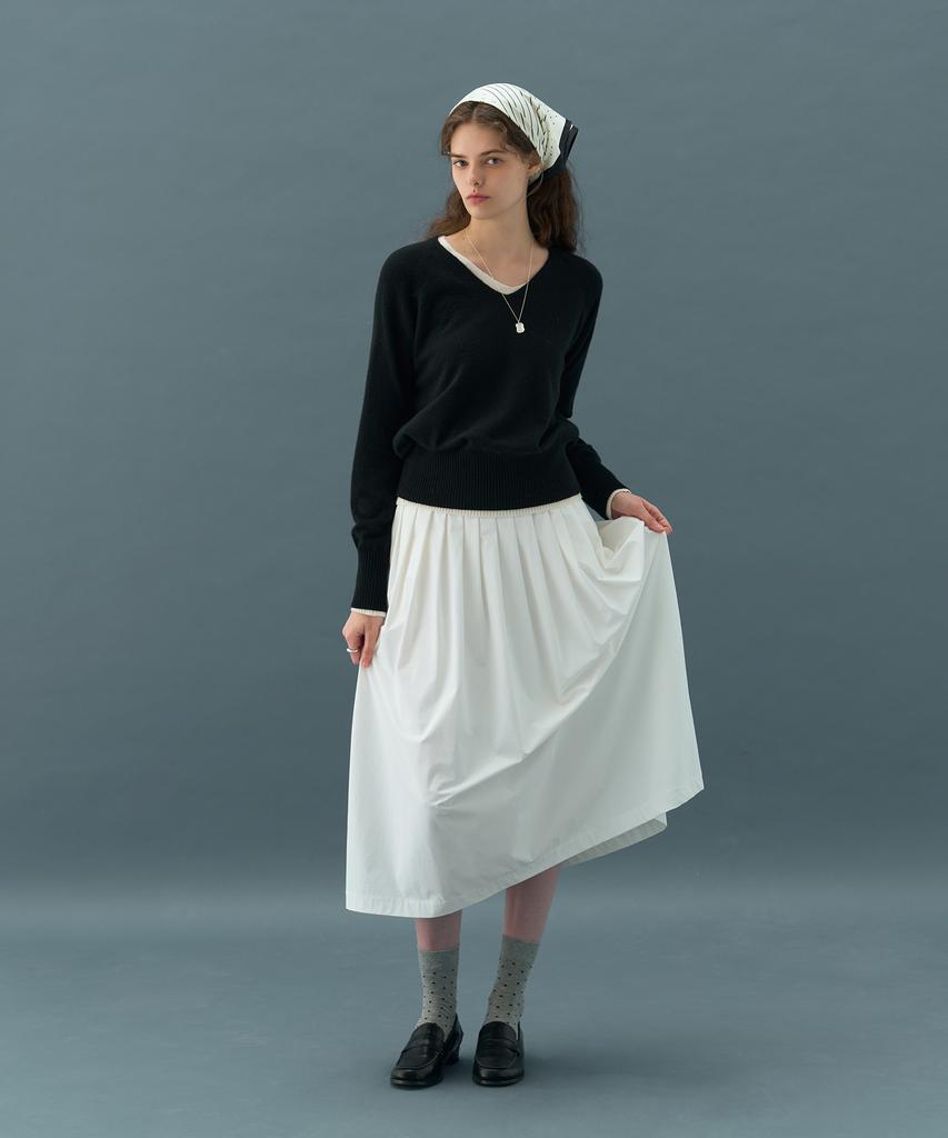 Deuloupisumeon Softy Cashmere Wool Blended V-Neck Knit [Ivory]
