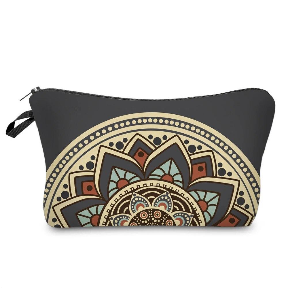Women's Makeup Bag Vintage Mandala Print Cosmetic Bag Lightweight Clutch Coin Purse Zipper Portable Makeup Pouch Toiletry Bag