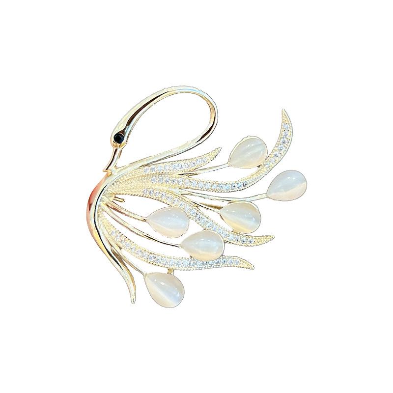 Graceful Swan Brooches and Corsages High-end Ladies' Elegance Luxurious Fixed Clothes Exquisite Suits Pins and Accessories